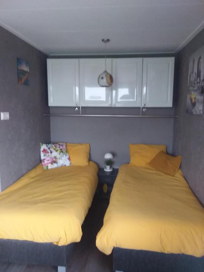 לינה וארוחת בוקר וירינגרוורף Betty'S Tiny House מראה חיצוני תמונה